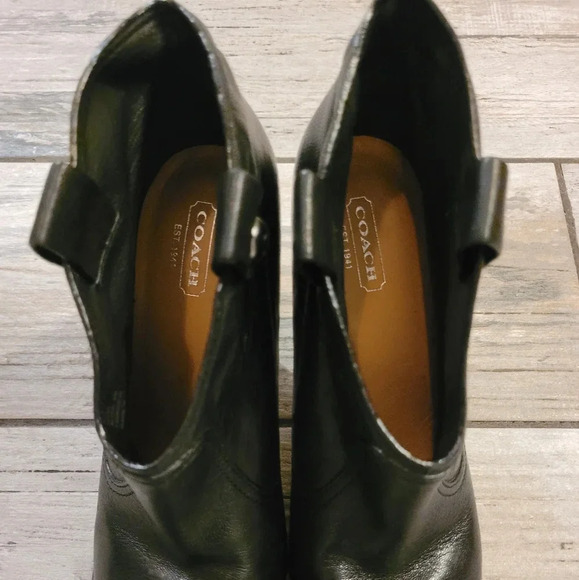 COACH Aliza black waxy leather ankle high heel pull-on classic booties Women's 8 - Picture 6 of 14